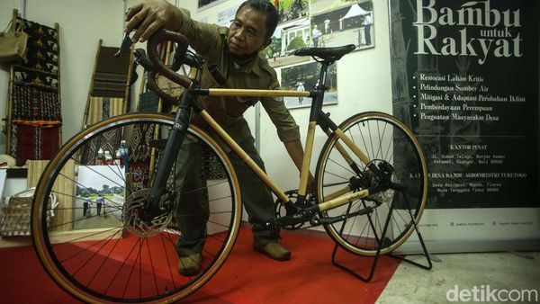 Ini Lho Sepeda Bambu yang Dipakai Jokowi
