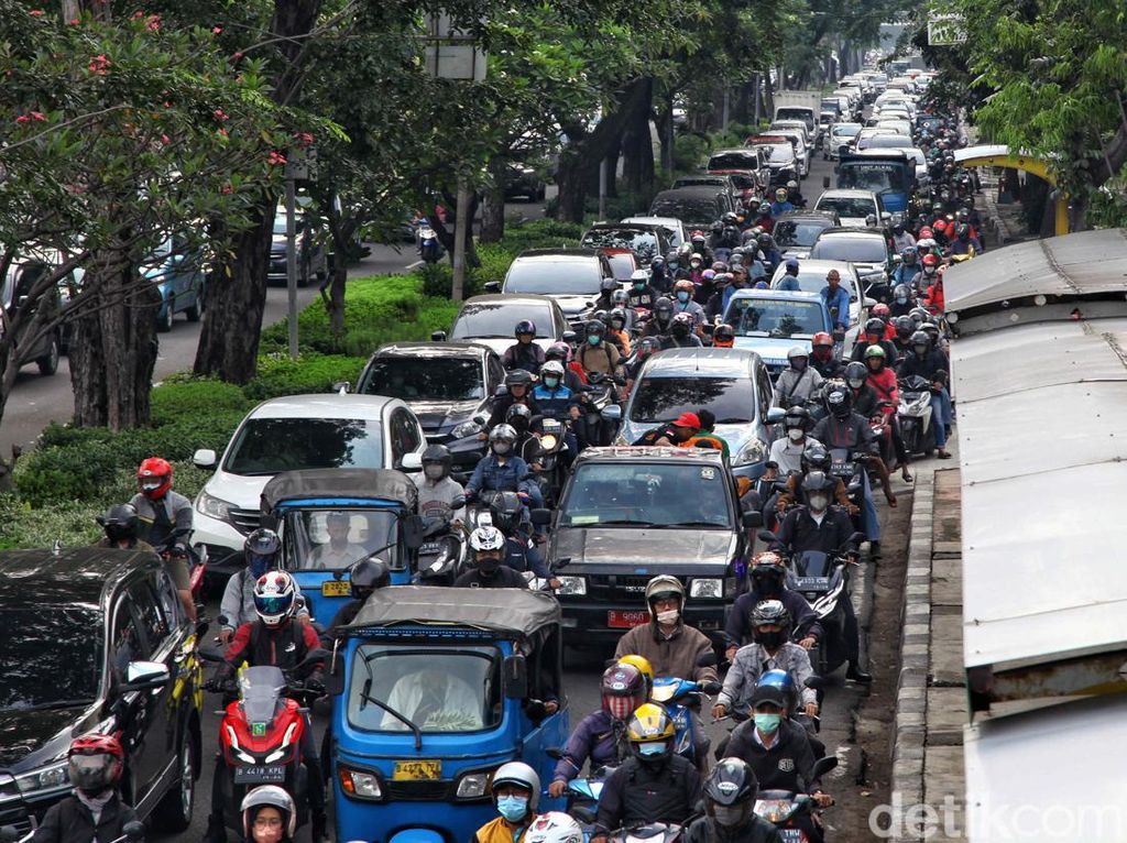 Jakarta, Surabaya, Bandung Masuk Kota Termacet Asia, Ini Penyebabnya