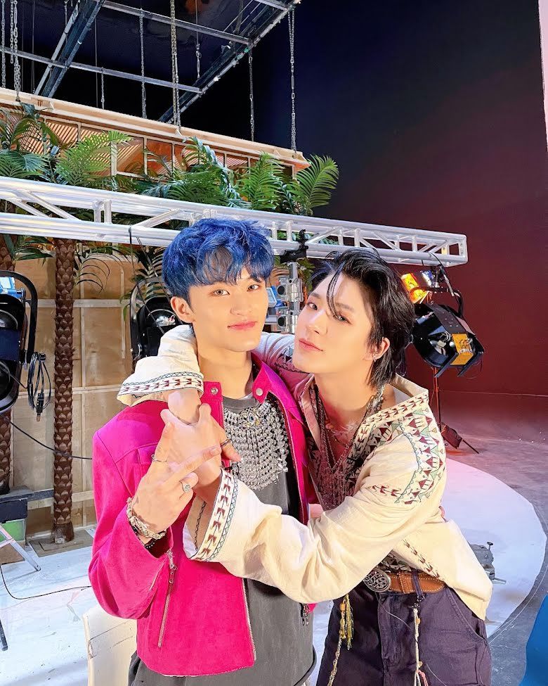 Jeno dan mark NCT Dream