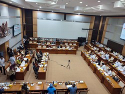 Di DPR, Mensos Risma Usul Tambah Anggaran Rp 17 T