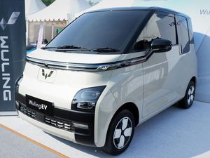 Lihat Lebih Dekat Mobil Listrik Wuling Air ev yang Dijual Mulai Rp 250 Jutaan