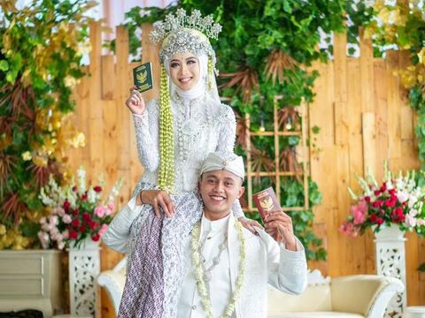 Kisah pengantin yang viral