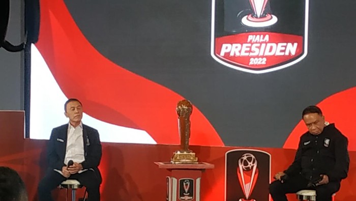 Ketum PSSI Mochamad Iriawan dan Menpora Zainudin Amali dalam jumpa pers Piala Presiden 2022.