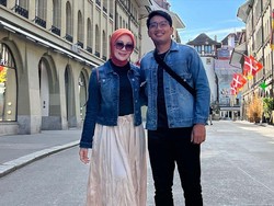 Momen Pengajian dan Ketegaran Atalia Ibunda Eril