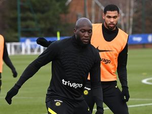 Selain Lukaku, Inter Ingin Boyong Gelandang Chelsea Ini?