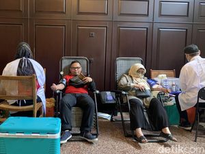 Bantu Ketersediaan PMI, Komunitas di Bandung Rutinkan Donor Darah Bantu Ketersediaan PMI, Komunitas di Bandung Rutinkan Donor Darah
