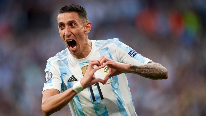 Angel Di Maria (Paris Saint-Germain) of Argentina celebrates after scoring his sides first goal during the Finalissima 2022 match between Argentina and Italy at Wembley Stadium on June 1, 2022 in London, England. (Photo by Jose Breton/Pics Action/NurPhoto via Getty Images)