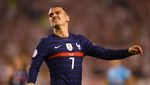 Momen Griezmann Giring Bola Lewati Kiper, Tendang... Tidak Gol!