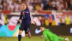 Momen Griezmann Giring Bola Lewati Kiper, Tendang... Tidak Gol!