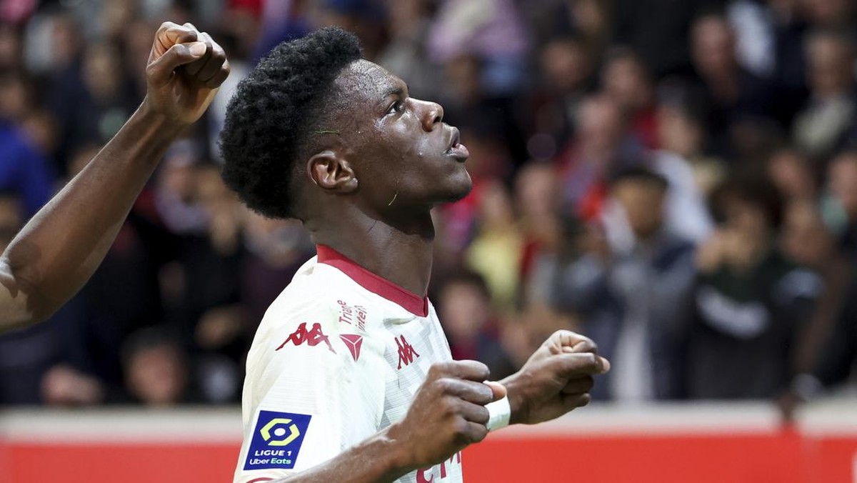 Aurelien Tchouameni selangkah lagi gabung Real Madrid (Getty Images/John Berry)