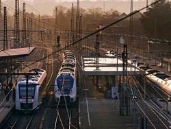 Beragam Cara Eropa Naikan Daya Tarik Transportasi Umum