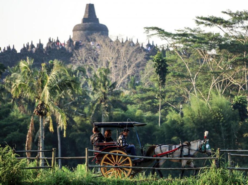 Pengamat UGM Bicara soal Tiket Naik Candi Borobudur Jadi Rp 750 Ribu