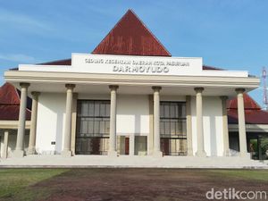 Tanggapi Keluhan Seniman, Gedung Kesenian Kota Pasuruan Akan Dibuka untuk Umum Tanggapi Keluhan Seniman, Gedung Kesenian Kota Pasuruan Akan Dibuka untuk Umum