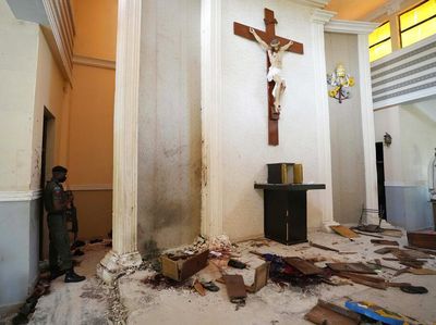 Foto-foto Gereja Katolik di Nigeria Usai Ditembaki dan Dibom, 50 Tewas