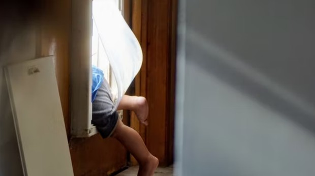 Ilustrasi anak yang luput dari pengawasan/ Foto: unsplash.com/Avi Waxman Ilustrasi anak yang luput dari pengawasan/ Foto: unsplash.com/Avi Waxman