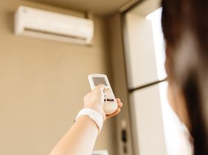 7 Cara Bikin Rumah Sejuk Tanpa Harus Beli AC 7 Cara Bikin Rumah Sejuk Tanpa Harus Beli AC