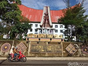 Pemekaran Toraja Barat Disiapkan 19 Tahun, Klaim Syarat Administrasi Lengkap Pemekaran Toraja Barat Disiapkan 19 Tahun, Klaim Syarat Administrasi Lengkap