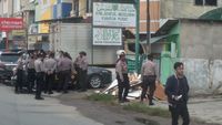 Penampakan Proses Penangkapan Pimpinan Khilafatul Muslimin di Lampung