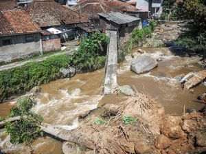 DLH Bandung Ungkap Sejumlah Penyebab Meluapnya Sungai Ciwidey DLH Bandung Ungkap Sejumlah Penyebab Meluapnya Sungai Ciwidey