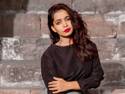 Wanita Menikahi Diri Sendiri Dalam Upacara Resmi, Jadi yang Pertama di India