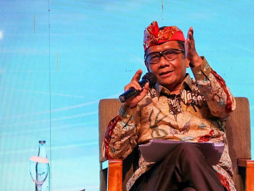 Mahfud Minta Panglima TNI Cek Tindakan Prajurit Berlebihan di Kanjuruhan