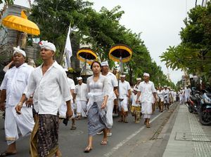5 Olahan Babi Khas Bali untuk Perayaan Hari Raya Galungan