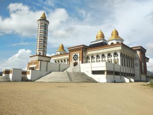 Bupati Bima Dilaporkan ke KPK, Pemkab: Kita Hormati Proses Hukum