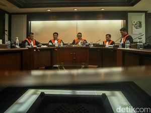 Momen DPP Gerindra Pecat M Taufik