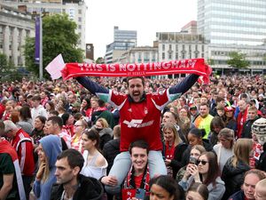 Nottingham Forest Promosi, Fans Tagih Janji Paul McCartney