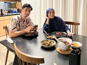 Potret Harmonis Nycta Gina dan Rizky Kinos Saat Makan Bareng di Rumah