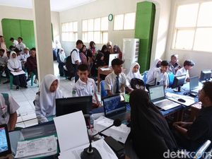 Apakah Bisa Daftar SMA dan SMK Bersamaan di PPDB? Begini Ketentuannya Apakah Bisa Daftar SMA dan SMK Bersamaan di PPDB? Begini Ketentuannya