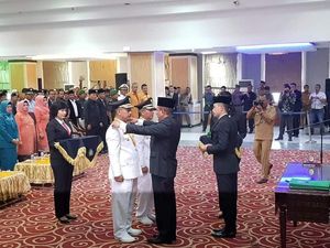Sempat Dinonaktifkan Gubsu Edy, TSO Kembali Jabat Bupati Palas Sempat Dinonaktifkan Gubsu Edy, TSO Kembali Jabat Bupati Palas