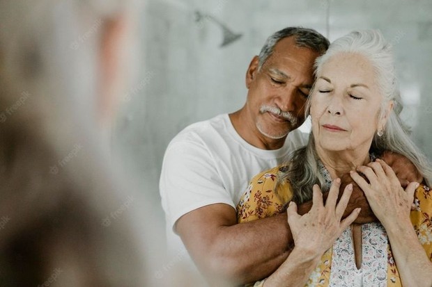 Penyebab pasangan berwajah mirip/Freepik/rawpixel.com