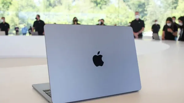 Wujud Baru Macbook Air Bikin Pangling