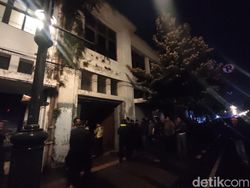 6 Fakta Temuan Bahan Peledak TNT-Senpi di Gedung Tua Bandung