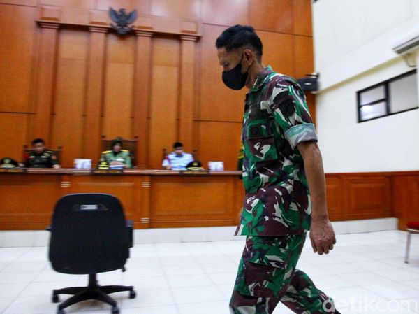 Potret Kolonel Priyanto Tertunduk Usai Divonis Bui Seumur Hidup