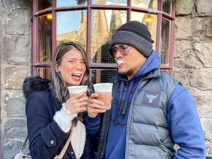 Serunya Momen Ngopi Sabrina Chairunnisa dan Deddy Corbuzier Serunya Momen Ngopi Sabrina Chairunnisa dan Deddy Corbuzier