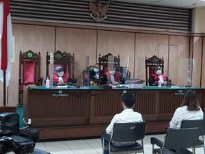 Adam Deni Bela Diri, Klaim Sering Ungkap Kasus Termasuk Mulan Jameela Adam Deni Bela Diri, Klaim Sering Ungkap Kasus Termasuk Mulan Jameela