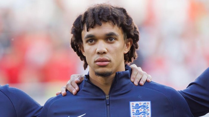 BUDAPEST, HUNGARY - JUNE 04: Trent Alexander-Arnold of England sings the national anthem prior to the UEFA Nations League League A Group 3 match between Hungary and England at Puskas Arena on June 4, 2022 in Budapest, Hungary. (Photo by Laszlo Szirtesi - The FA/The FA via Getty Images)