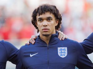 Southgate Bela Trent yang Tak Nyanyikan Lagu Kebangsaan Inggris