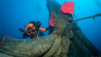 Wow! Penampakan Jaring Hantu di Dasar Laut Yunani
