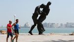 Foto: Patung Kontroversial Zidane Tanduk Materazzi