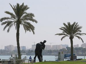 Foto: Patung Kontroversial Zidane Tanduk Materazzi