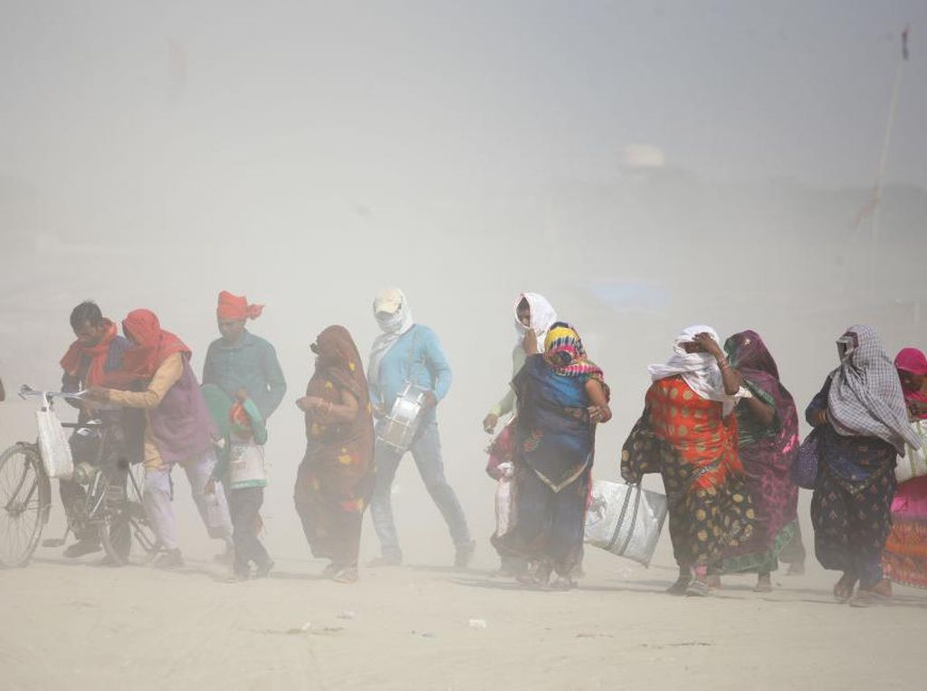 Ngeri, Gelombang Panas di India Masih Berlanjut Ngeri, Gelombang Panas di India Masih Berlanjut