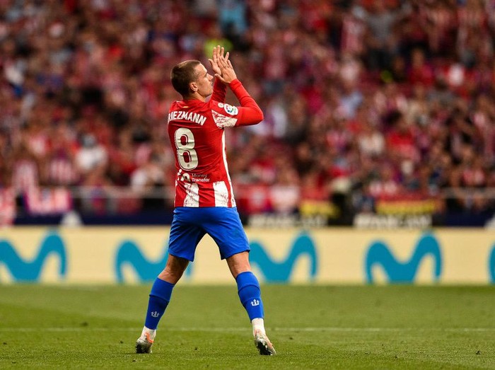 SAN SEBASTIAN, SPAIN - MAY 22: Antoine Griezmann of Atletico Madrid during the La Liga Santander  match between Real Sociedad v Atletico Madrid at the Estadio Reale Arena on May 22, 2022 in San Sebastian Spain (Photo by David S. Bustamante/Soccrates/Getty Images)