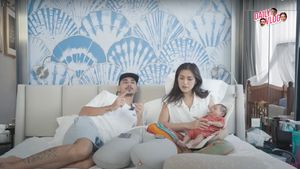 7 Foto Perdana Wajah Baby Don, Anak Jessica Iskandar & Vincent Verhaag