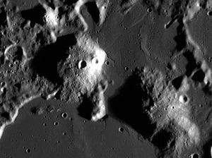 NASA Bersiap Jelajahi Kubah Misterius di Bulan