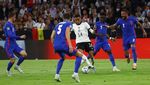 Harry Kane Sang Penyelamat Inggris