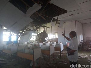 Menanti Perbaikan Ruangan SMAN 23 Makassar yang Kerusakannya Kian Parah Menanti Perbaikan Ruangan SMAN 23 Makassar yang Kerusakannya Kian Parah