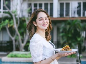 Gugatan Cerai Hana Hanifah Usai Suami Ketahuan Selingkuh dengan Mantan Gugatan Cerai Hana Hanifah Usai Suami Ketahuan Selingkuh dengan Mantan